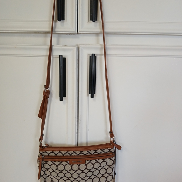 Nine West Stylish Tan and Brown Crossbody Bag - Picture 2 of 8